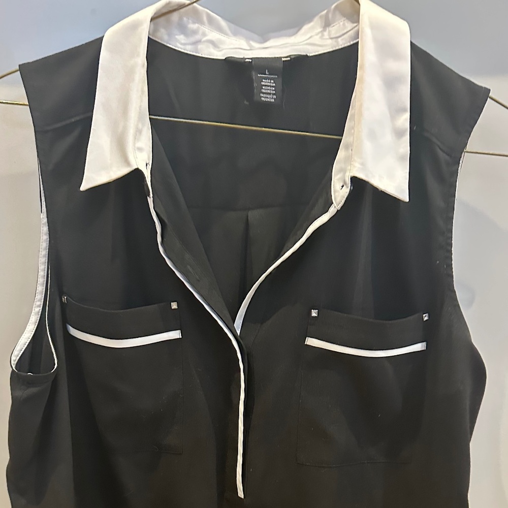 White House Black Market Summer Ready! Women’s SZ LARGE Sleeveless Blouse